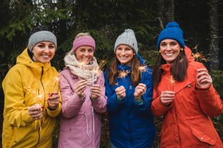 Přejeme vám krásné Vánoce strávené v poklidu s těmi nejbližšími a ať se vám vyplní i ta nejtajnější přání. 🎁 Děkujeme vám...